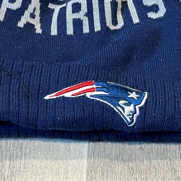New Era NFL New England Patriots Beanie - Picture 3 of 9